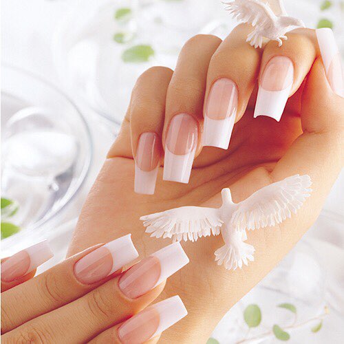LOVELY NAILS